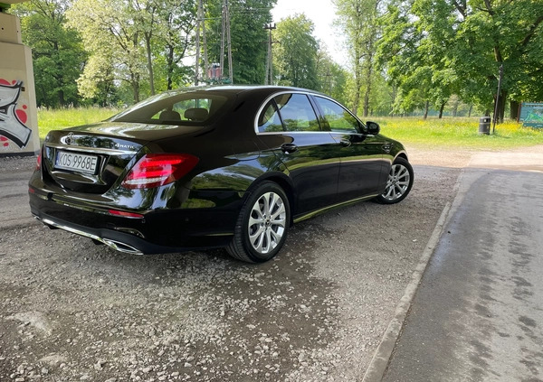 Mercedes-Benz Klasa E cena 139000 przebieg: 189000, rok produkcji 2018 z Oświęcim małe 172